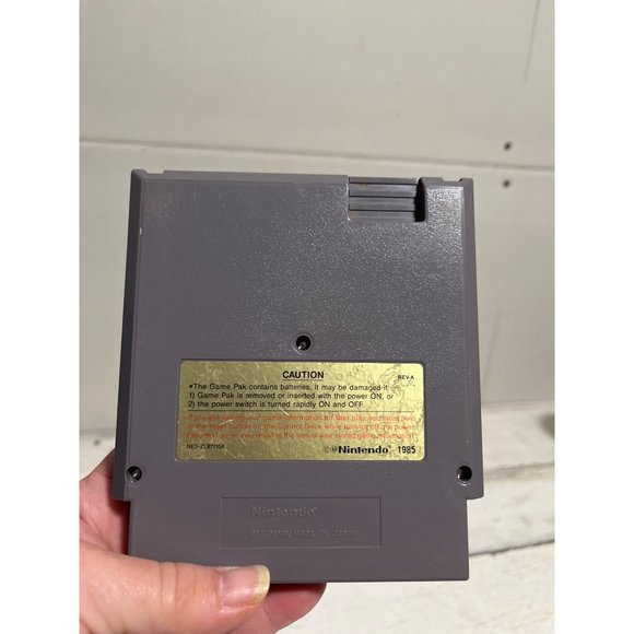 Dragon Warrior NES game circa 1985 - Picture 2 of 2